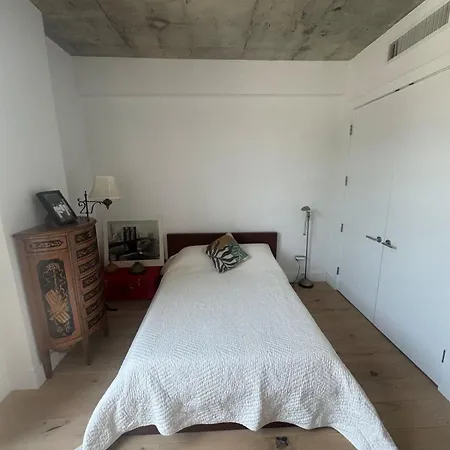 Conover Loft By Rove Travel - Loft With Private Rooftop Holiday home