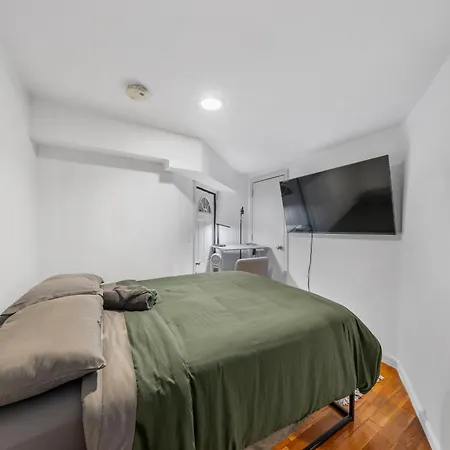Times Square Heart - The Global Nook - Cozy Private Guest house