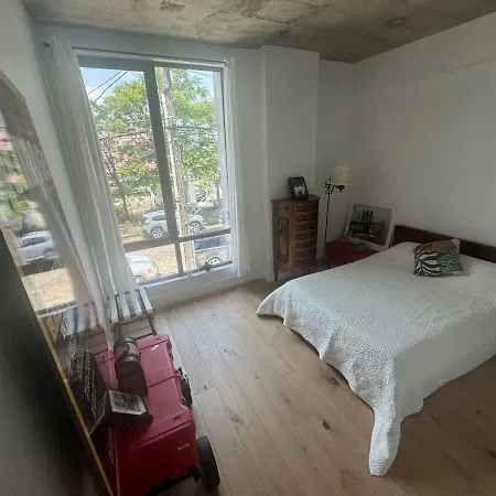 Conover Loft By Rove Travel - Loft With Private Rooftop Holiday home *