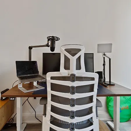 Fidi Junior 1br W Work Setup By Anyplace - 11418 Apartment