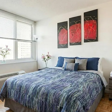 Skyline With Hudson Views Modern Battery Park Apartment