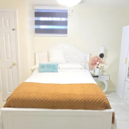 Staten Island Cozy Private 1-br Basement Close To Nyc Family & Pet Friendly New York