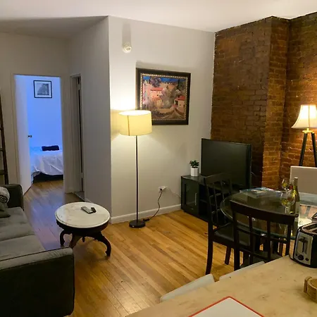 Prime Location 2 Bedrooms Upper East Side New York