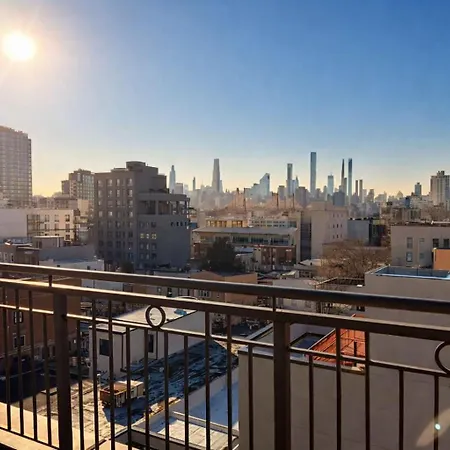 Lic Modern Minutes To Manhattan Apartment *