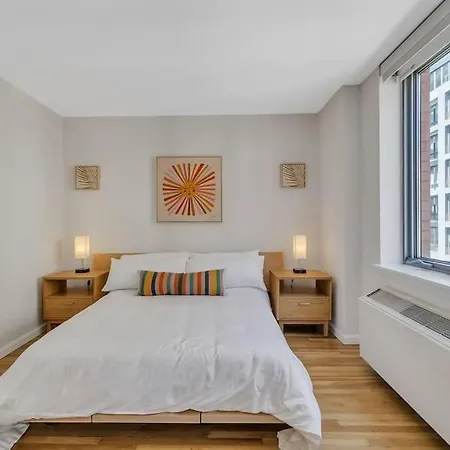 Chelsea 1 Bedroom W Work Setup By Anyplace - 11434 Apartment