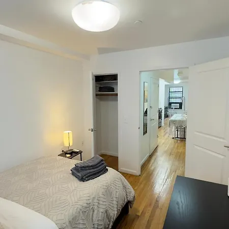 Charming 2br In Harlem, Steps From Park! Apartment New York