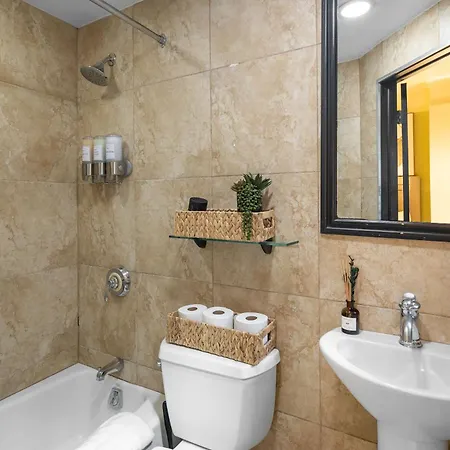 Centrally Located In Nyc Walk To Time Square Apartment