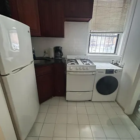 Nyc 3br Steps From Times Square & Transit New York