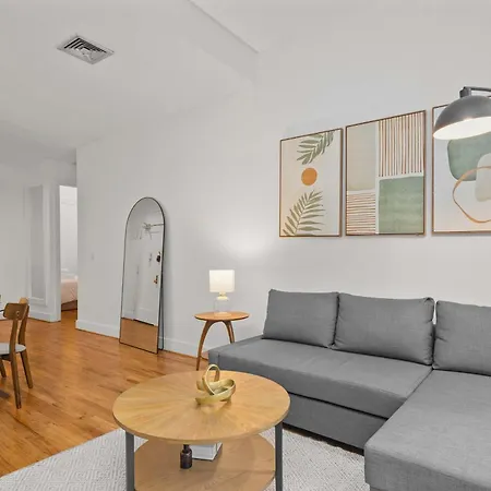 Apartment Stylish Manhattan Escape In Prime Spot New York
