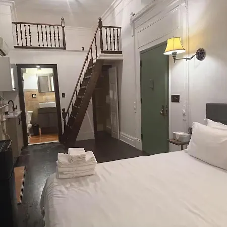 The Lexington Apartment