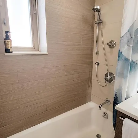 Spacious Luxury 1br With Empire State Building Views Apartment *