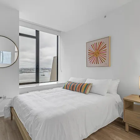 Apartment Fidi W Work Setup By Anyplace - 11431 *