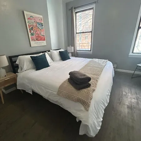 Apartment Nyc 3br Steps From Times Square & Transit New York