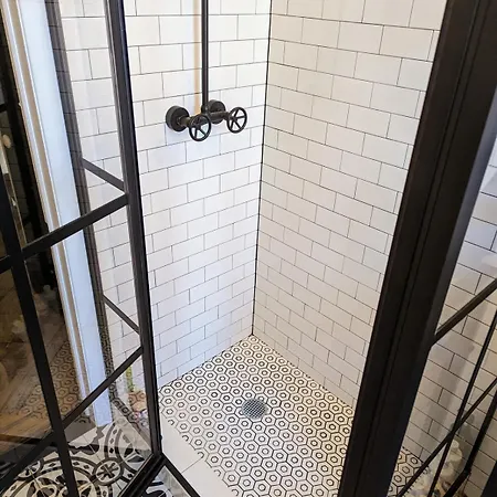 Luxury Duplex In 1880s Brownstone W Private Garden * New York