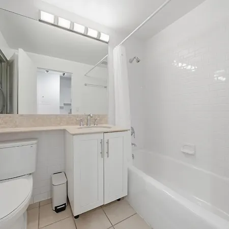 Apartment The Aurora New York