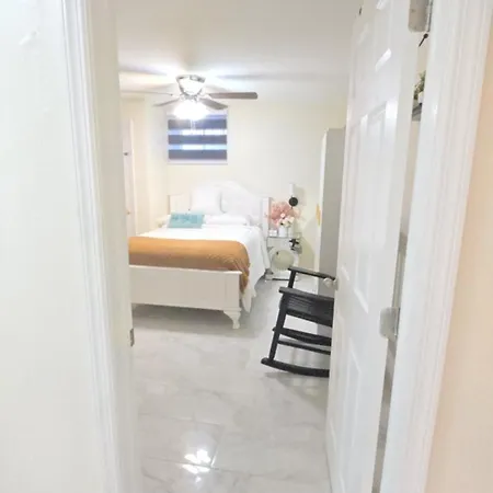 Apartment Staten Island Cozy Private 1-br Basement Close To Nyc Family & Pet Friendly New York