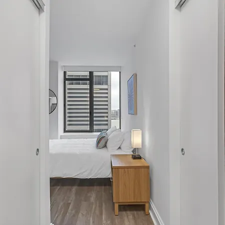 Fidi W Work Setup By Anyplace - 11431 Apartment