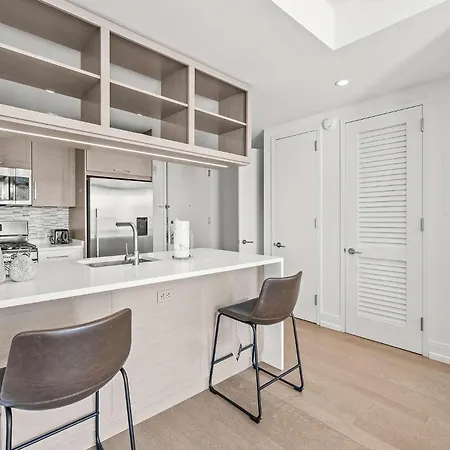 Spacious Luxury With Wash And Dryer New York