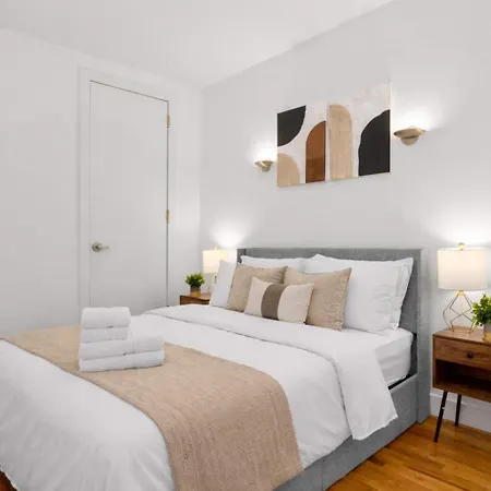 Apartment Stylish Manhattan Escape In Prime Spot *