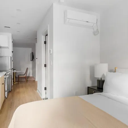 Blueground Garment District Washer Nr Times Square Nyc-2117 Apartment *