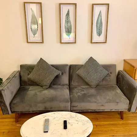 Apartment Prime Location 2 Bedrooms Upper East Side New York