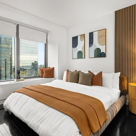 Premium Lux-penthouse In Financial District Apartment