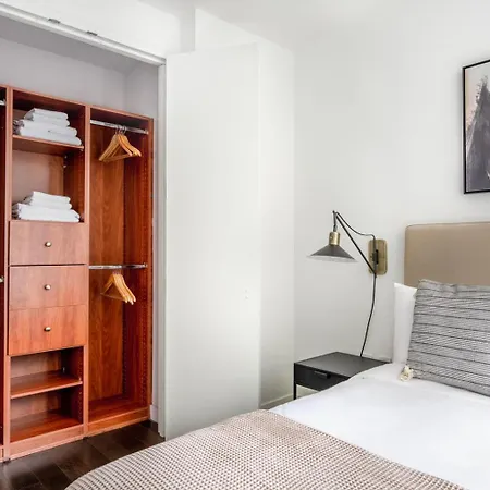 Sleek Modern Fidi 1br In Luxury Building Nyc-206