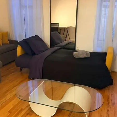 Apartment Harlem Cozy Elegance And Culture New York