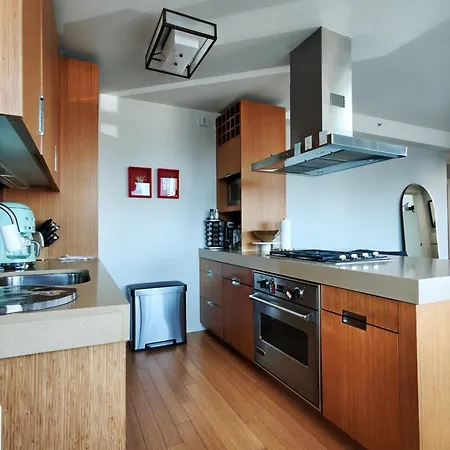 Casae Sky25 Chelsea Apartment