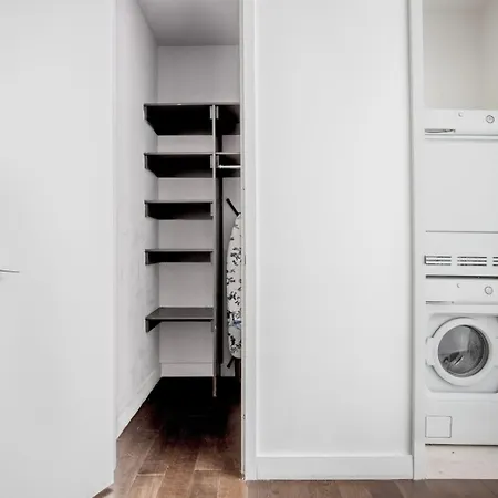 Sleek Modern Fidi 1br In Luxury Building Nyc-206 Apartment *