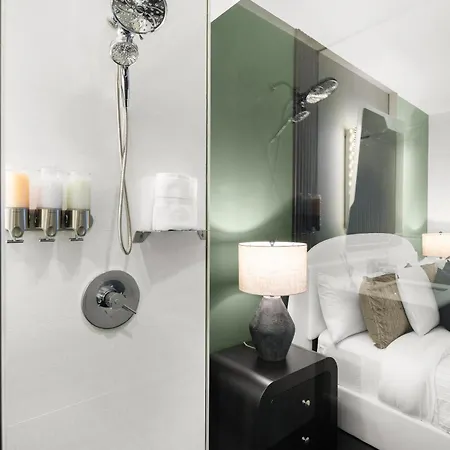 Premium Lux-penthouse In Financial District New York