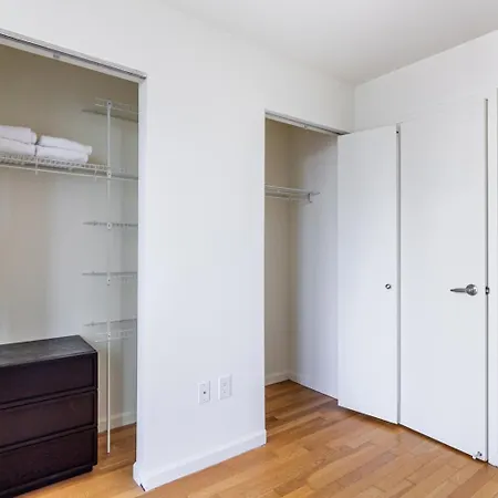 Blueground Lic Pool Gym Nr Parks Nyc-1789 Apartment New York