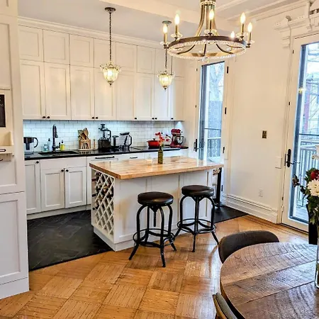 Luxury Duplex In 1880s Brownstone W Private Garden Apartment *