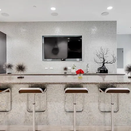Apartment Chelsea 1 Bedroom W Work Setup By Anyplace - 11434 New York