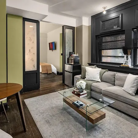Centrally Located In Nyc Walk To Time Square Apartment New York