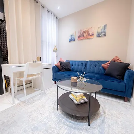 Apartment Comfy 2 Bedroom On Park West