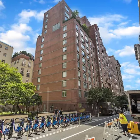 Apartment Chelsea 1 Bedroom W Work Setup By Anyplace - 11434