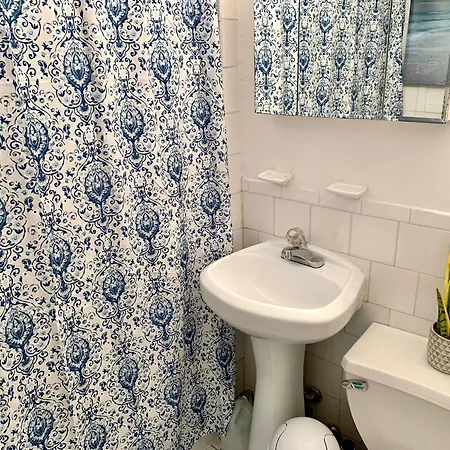 Prime Location 2 Bedrooms Upper East Side