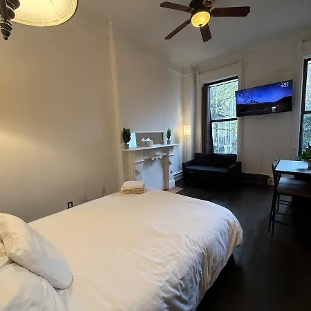 The Lexington Apartment *