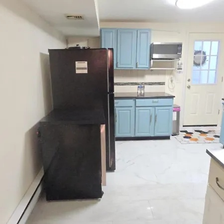 Staten Island Cozy Private 1-br Basement Close To Nyc Family & Pet Friendly * New York