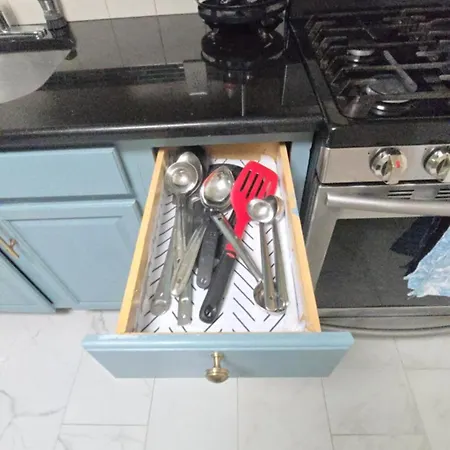 Staten Island Cozy Private 1-br Basement Close To Nyc Family & Pet Friendly Apartment *