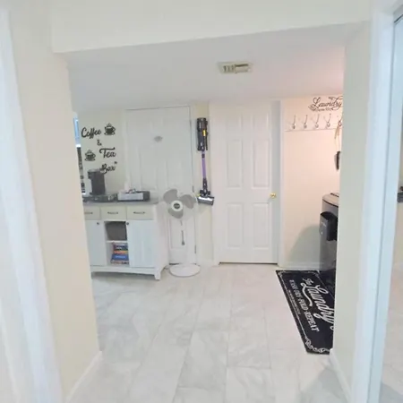 Staten Island Cozy Private 1-br Basement Close To Nyc Family & Pet Friendly New York