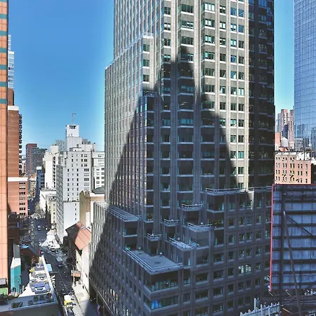 The Manhattan At Times Square 4*