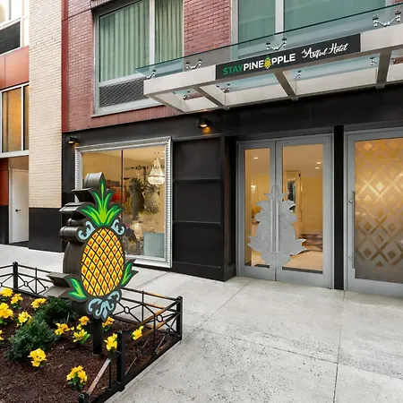 Staypineapple, An Artful Hotel, Midtown