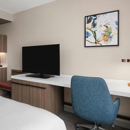 Hilton Garden West 35th Street Hotel
