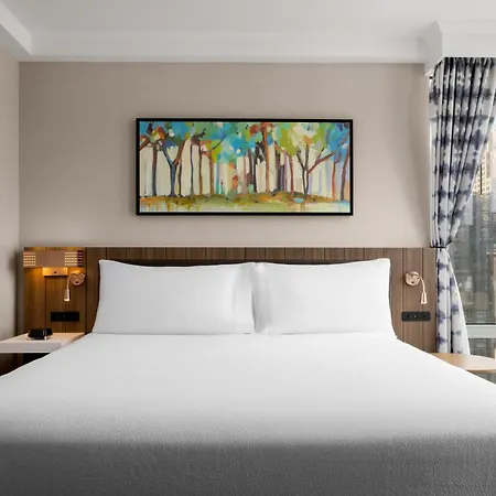 Hilton Garden West 35th Street