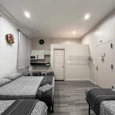 31 Street Broadway Apartment New York