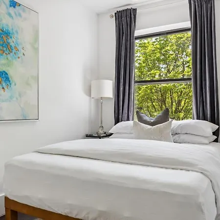 The Perfect For Large Groups Sleeps 10