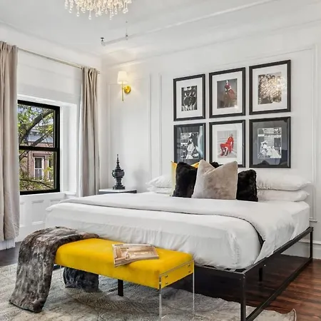 The Perfect For Large Groups Sleeps 10 Apartment