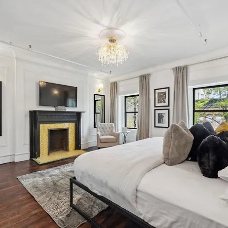 Apartment The Perfect For Large Groups Sleeps 10 *